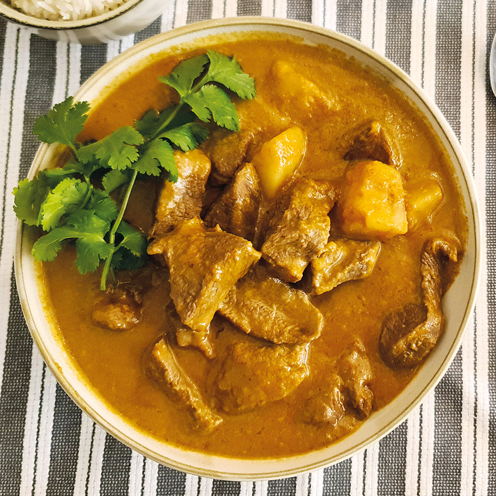 Malaysian Red Curry Beef and steamed rice